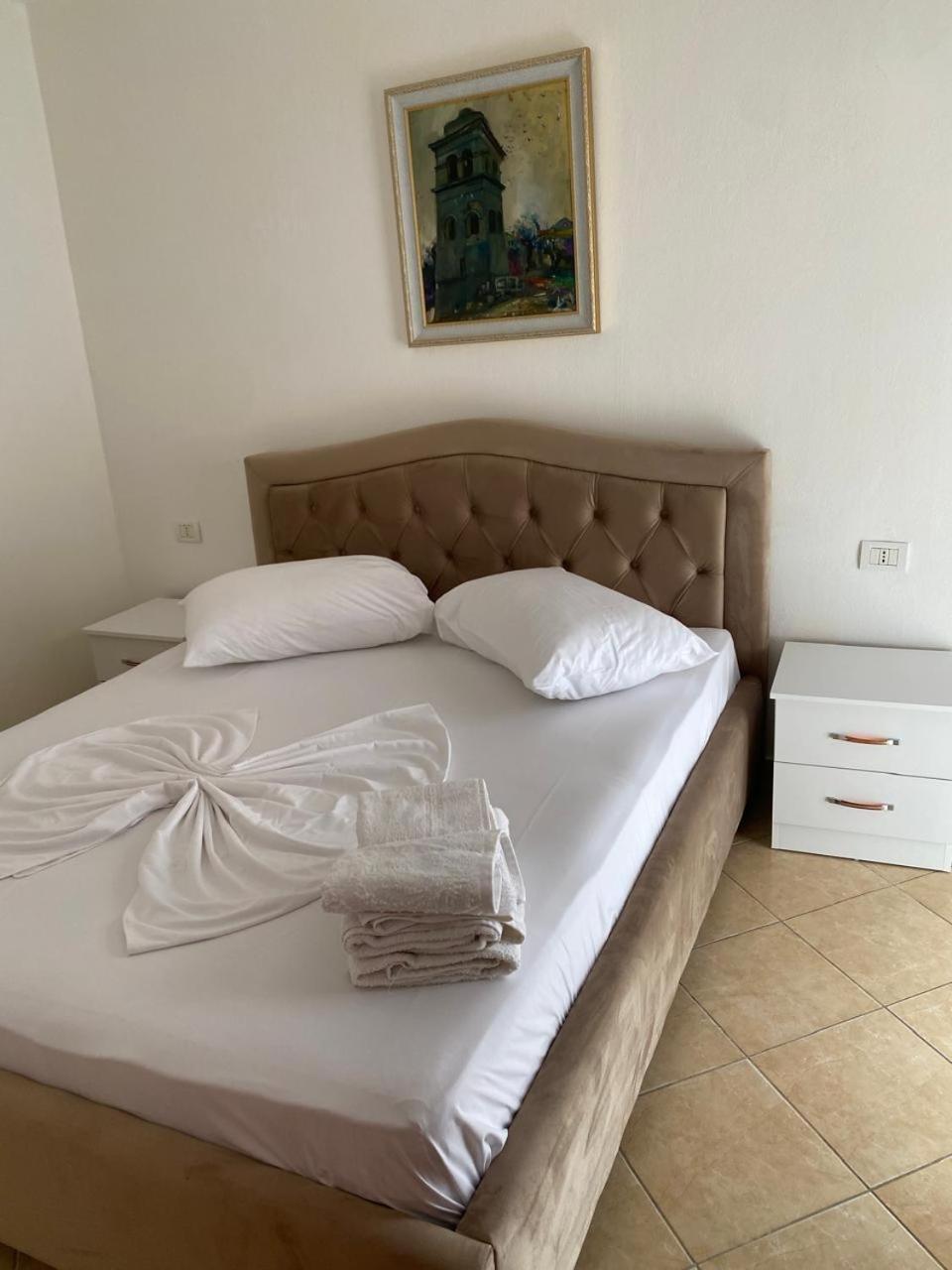 Vila Vera Durres Exterior photo